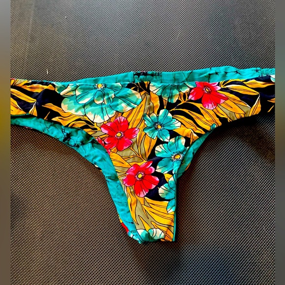 Billabong Swim Billabong Tropical Bikini Bottoms Poshmark